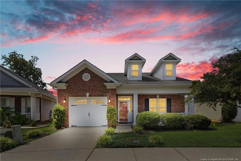 833 Falling Creek Lane, Fayetteville