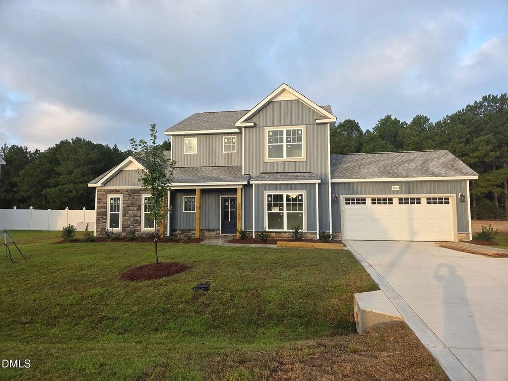 1553 Eastbay Drive, Fayetteville