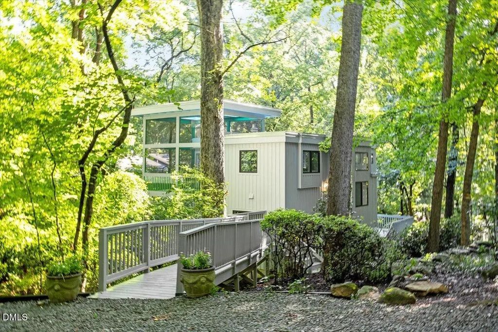 195 Marilyn Lane, Chapel Hill
