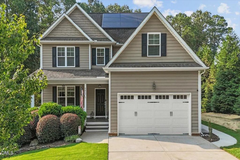 5413 Fantasy Moth Drive, Garner