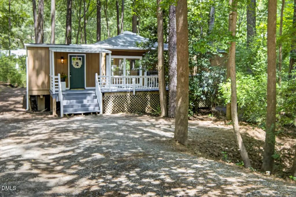 1547 Ephesus Church Road, Chapel Hill