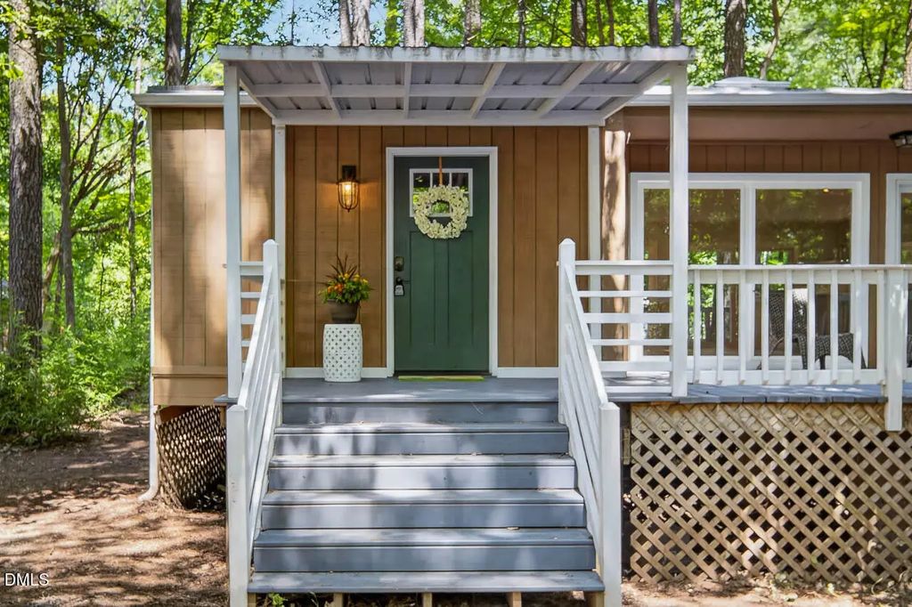 1547 Ephesus Church Road, Chapel Hill