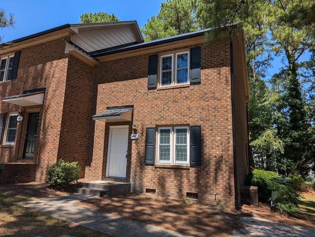 407 Thyme Place, Raleigh