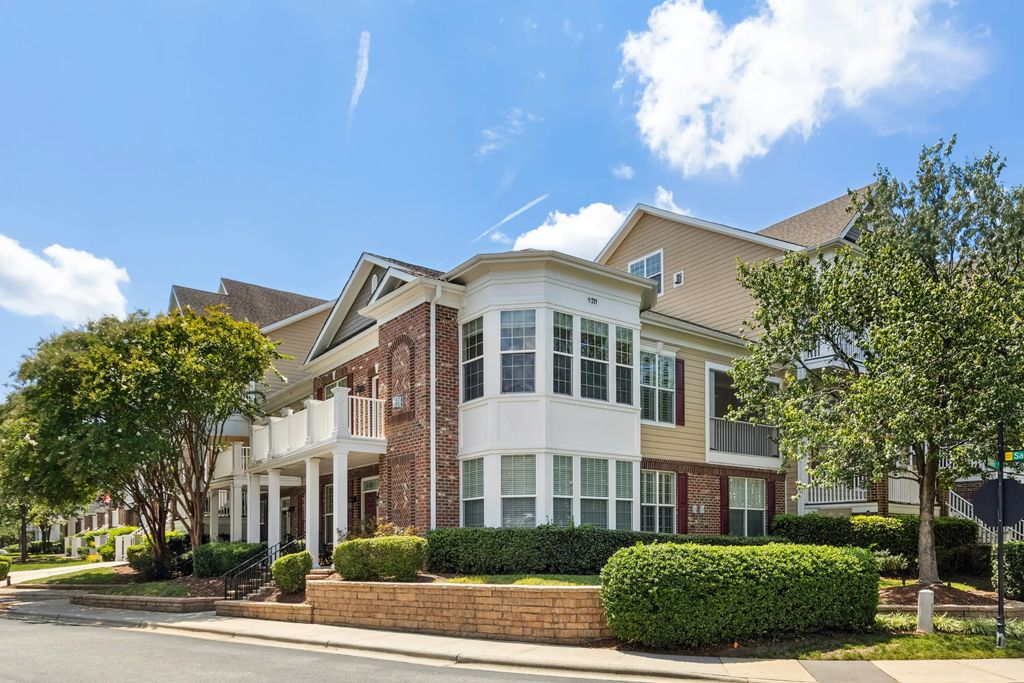 9211 Calabria Drive 205, Raleigh