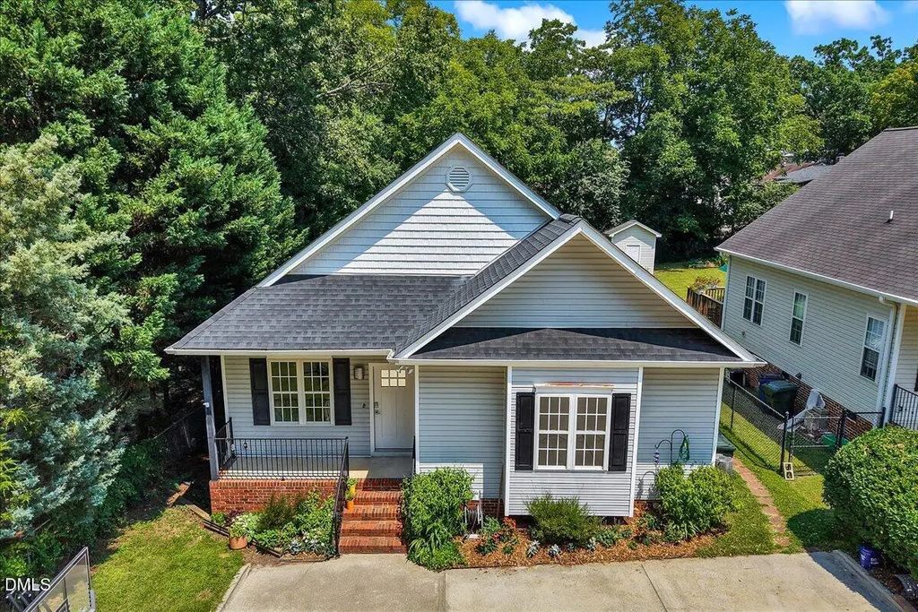 222 Marsh Avenue, Raleigh