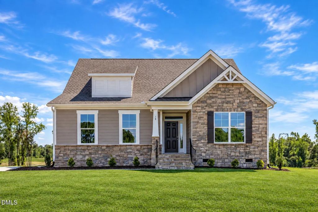 18 Rustic Woods Court, Angier