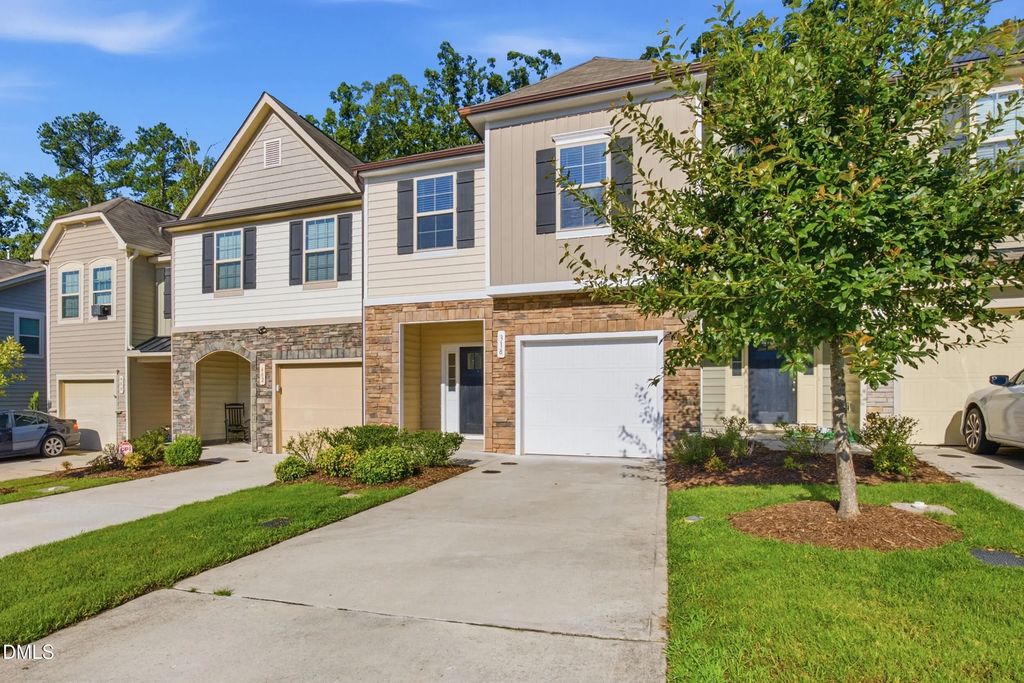 318 Irving Way, Durham