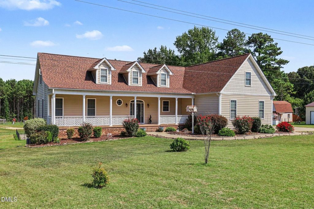 694 Baldy Murphy Road, Louisburg