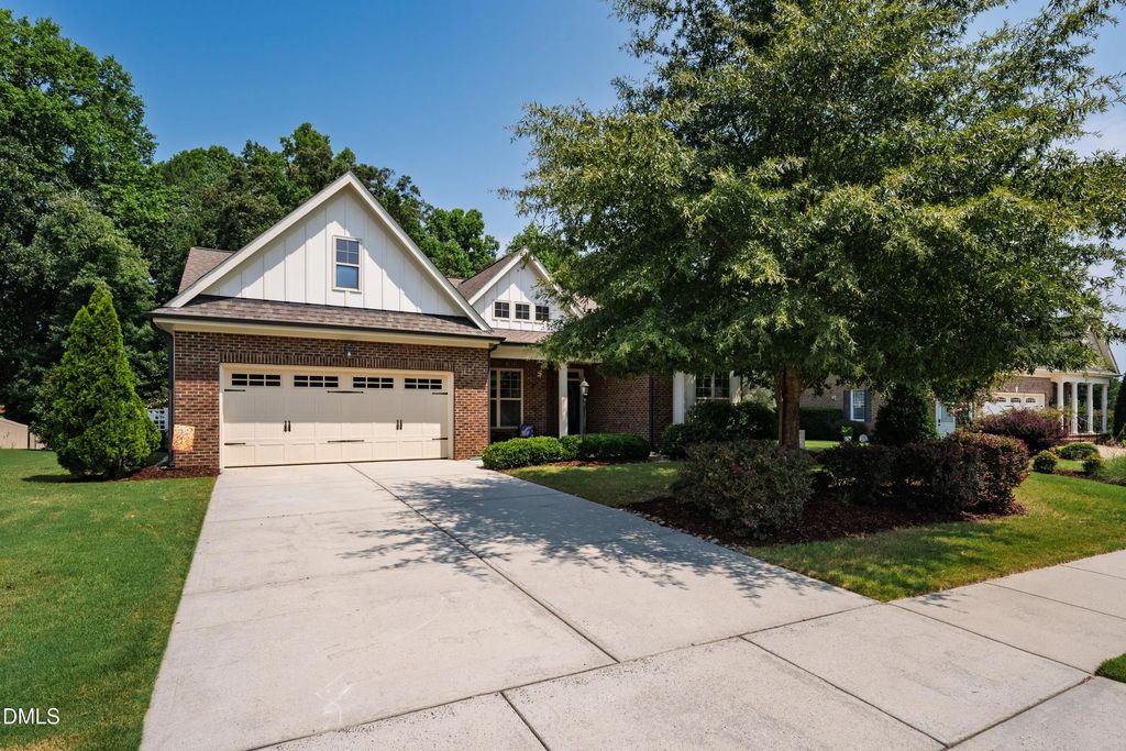 449 Sippihaw Oaks Drive, Fuquay Varina