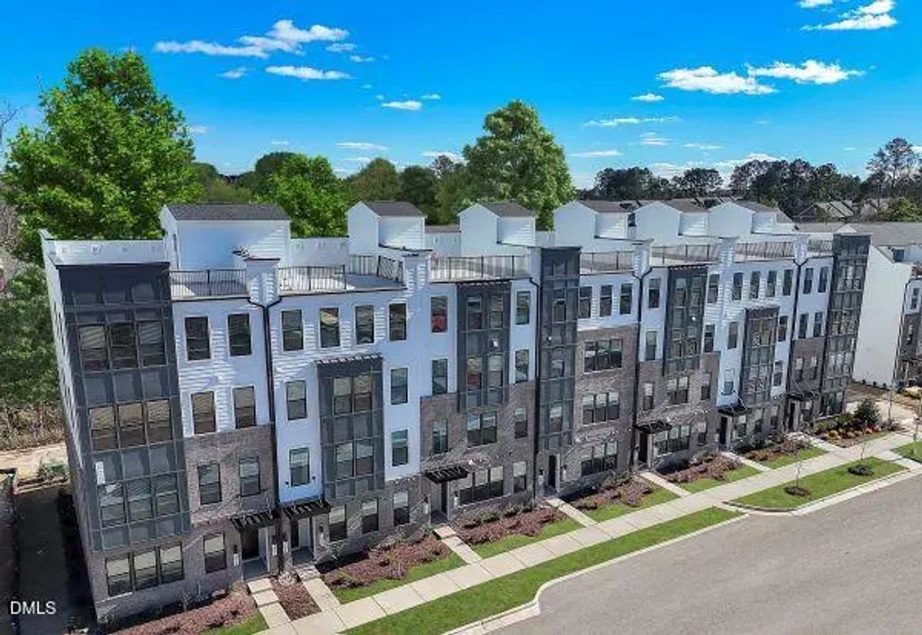 1305 Granholm Road 315, Cary