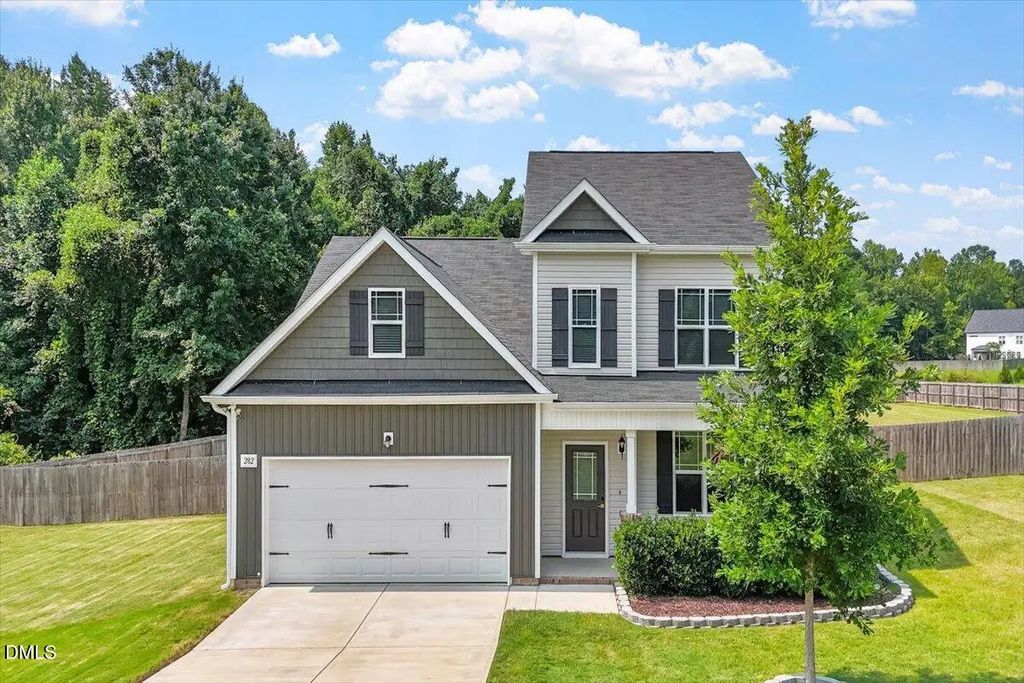 282 E Goodwin Chase Lane, Wendell