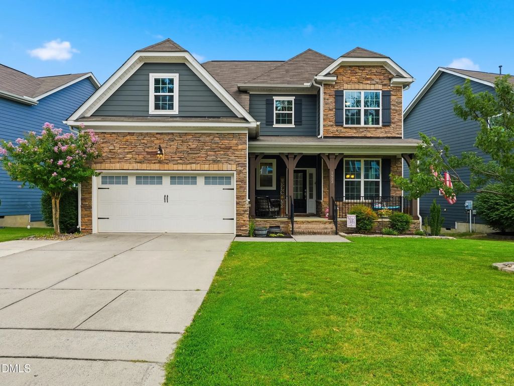 1923 Baldhead Island Drive, Apex