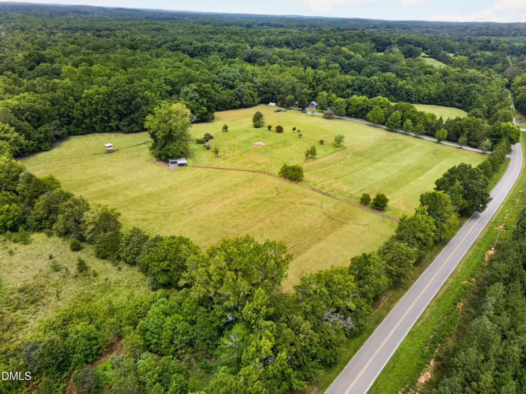 935 Vernie Phillips Road, Bear Creek
