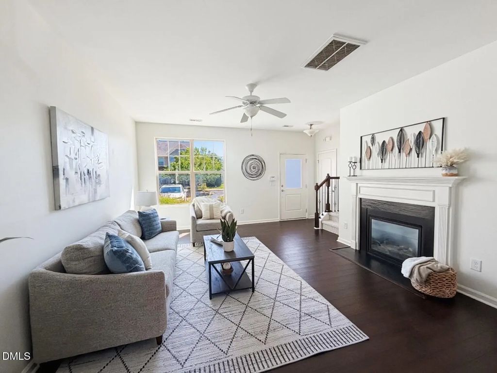 14 Pilatus Drive, Durham