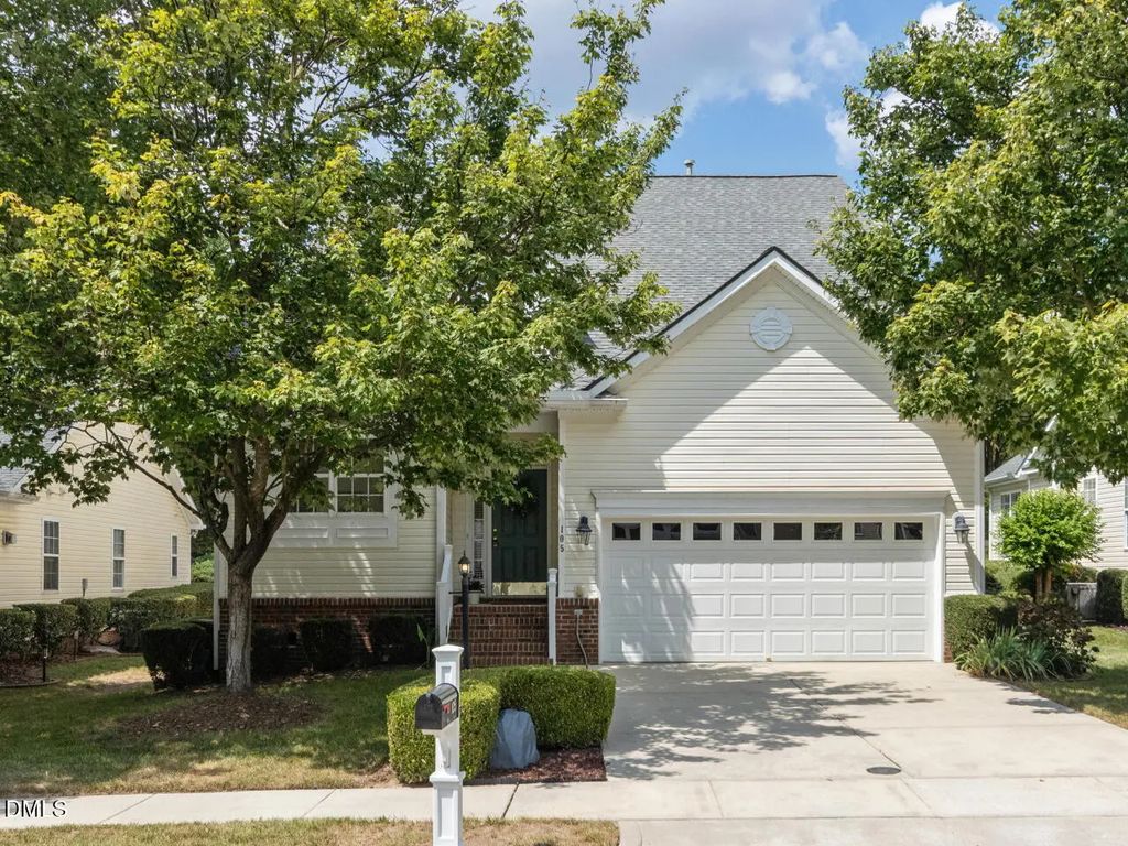105 Rockport Ridge Way, Cary