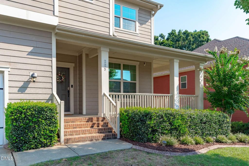 225 Shadow Mist Court, Apex