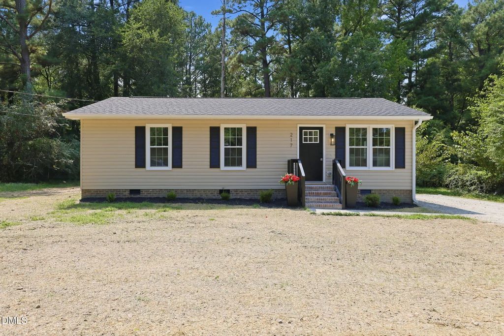 217 Fox Run Drive, Wendell