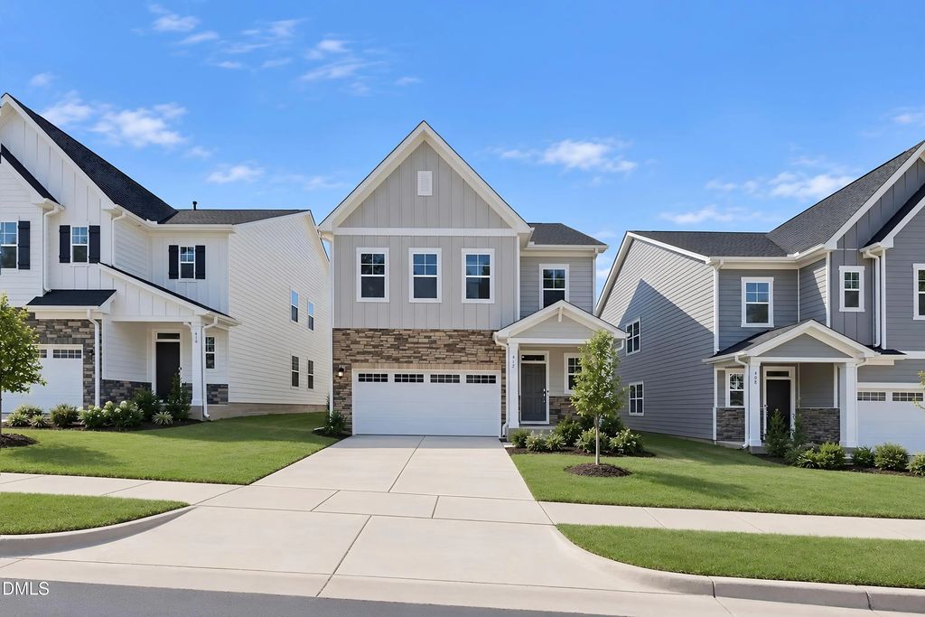 412 Cedar Barn Lane, Garner