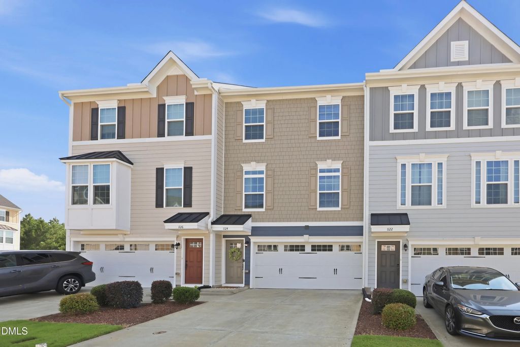 1124 Platform Drive, Apex