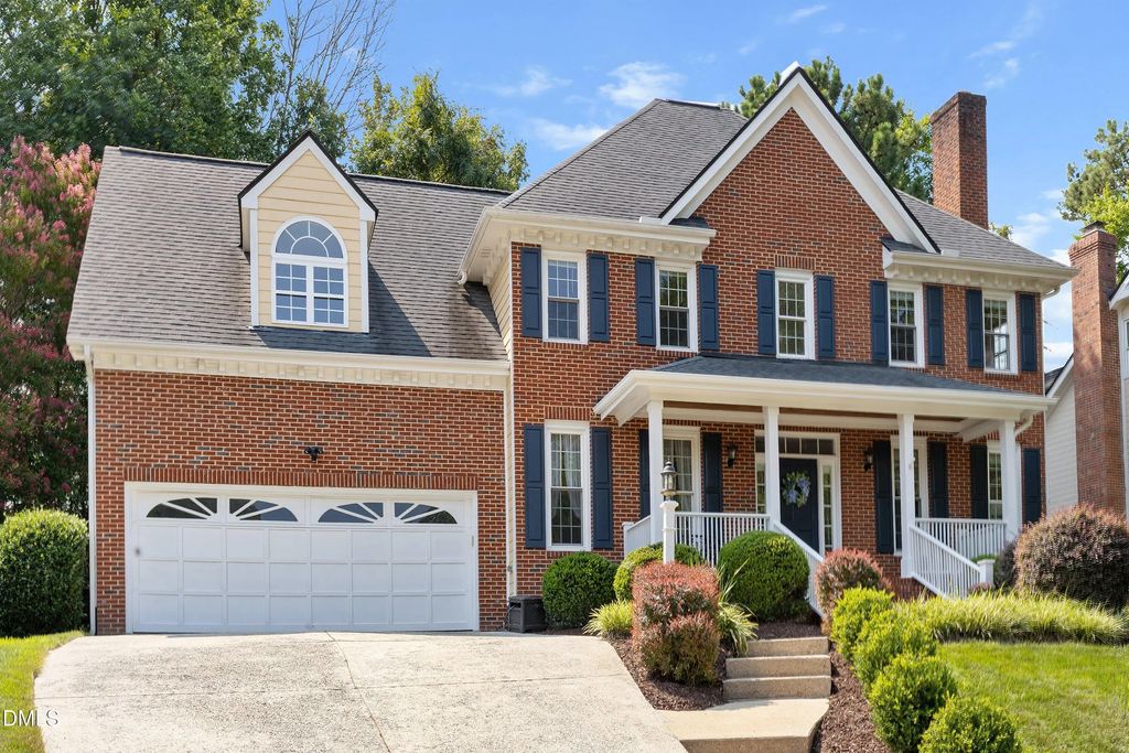201 Lyncroft Lane, Cary