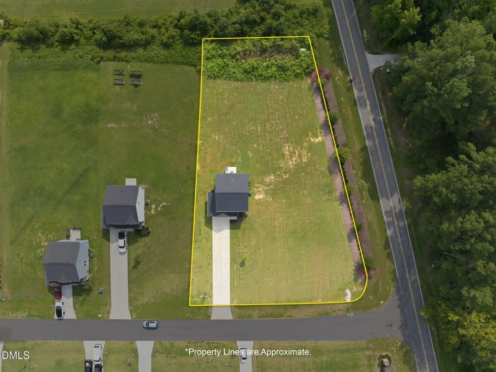 24 Olde Place Drive, Zebulon