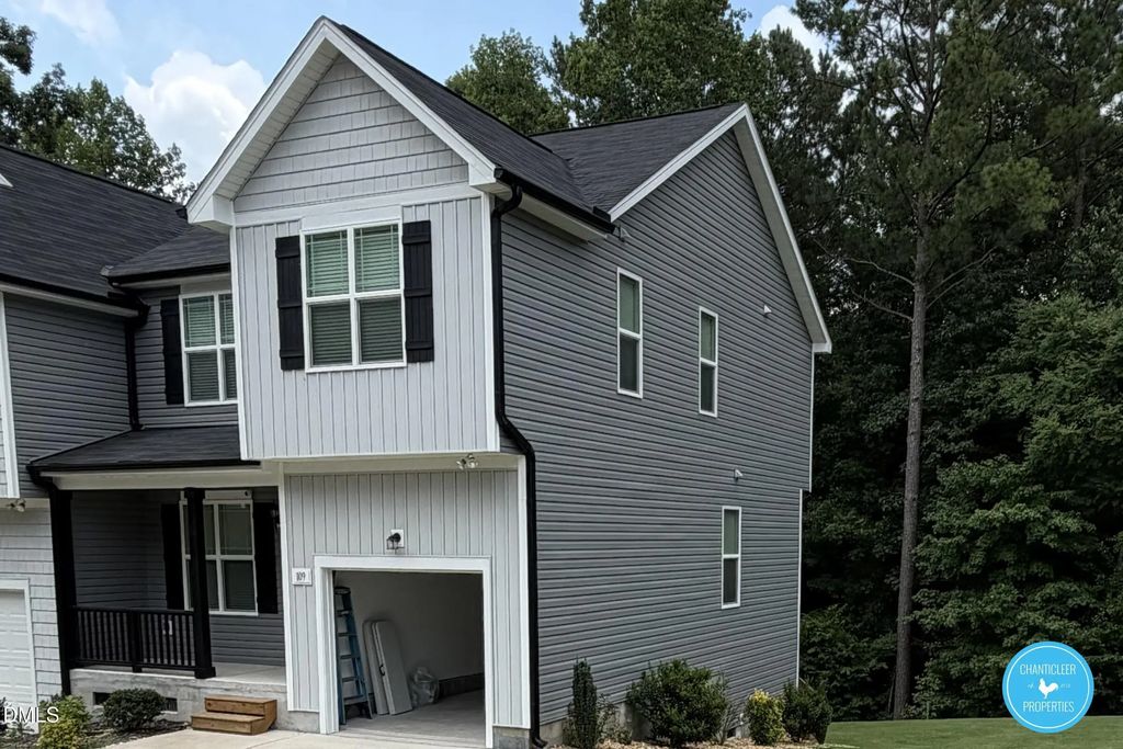 109 Stewarts Knob Drive, Clayton