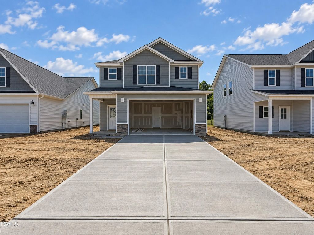 47 W Emily Gardens Drive (61), Selma