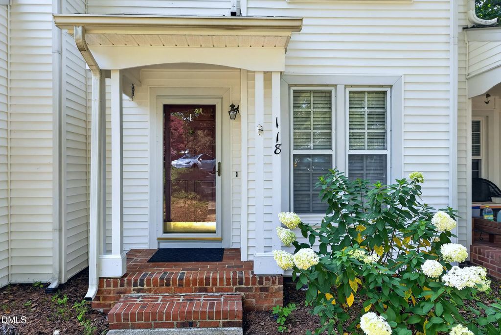 118 Greenmont Lane, Cary