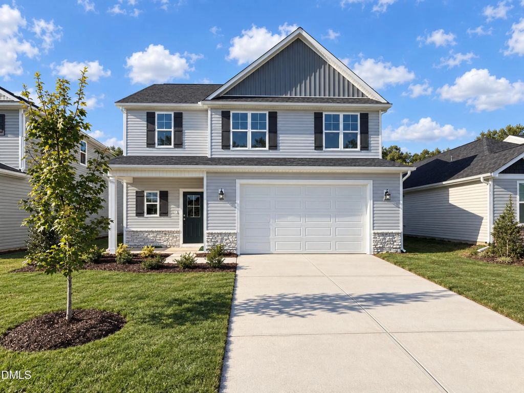 57 W Emily Gardens Drive (62), Selma