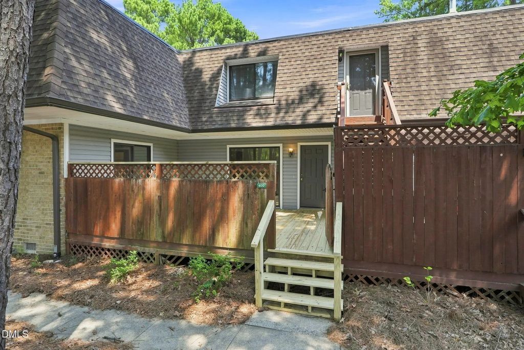 400 Summerwalk Circle, Chapel Hill