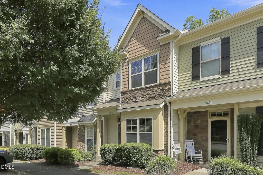 7829 Allscott Way, Raleigh
