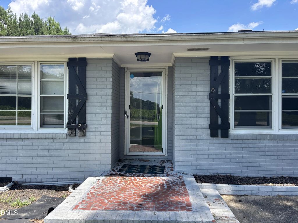 10666 Cleveland Road, Garner
