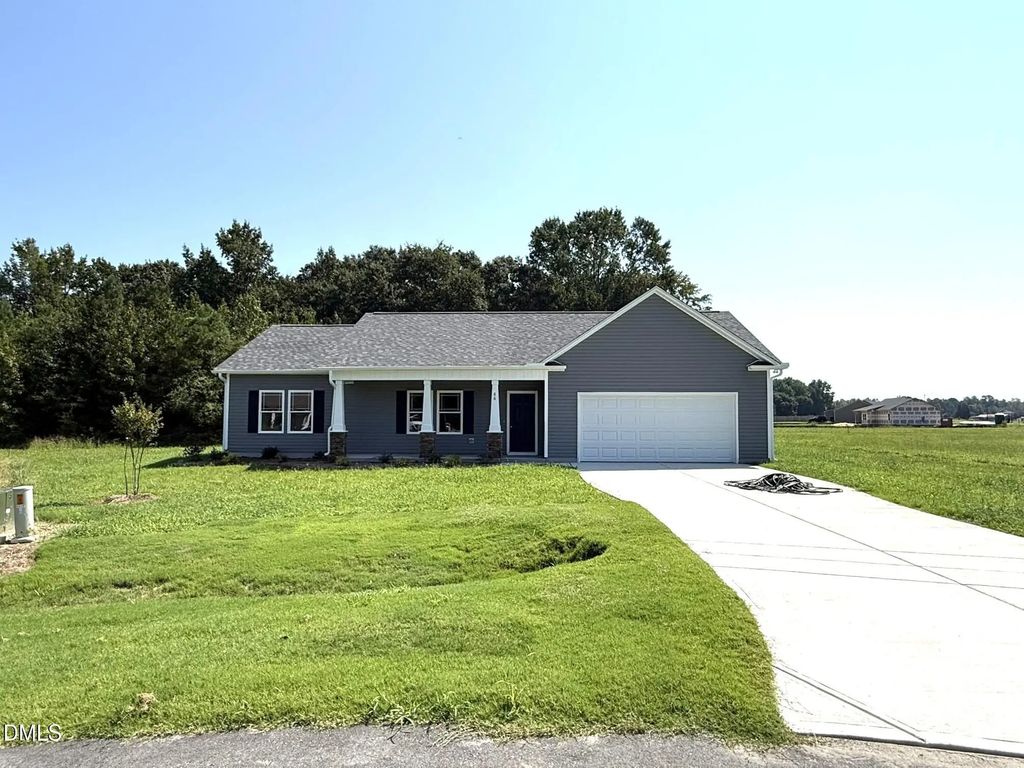 86 Harvest Hills Lane, Dunn