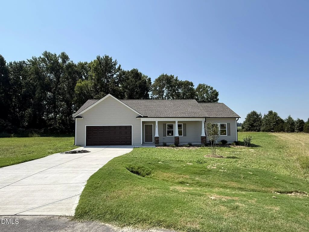 305 Phil Jack Road, Dunn