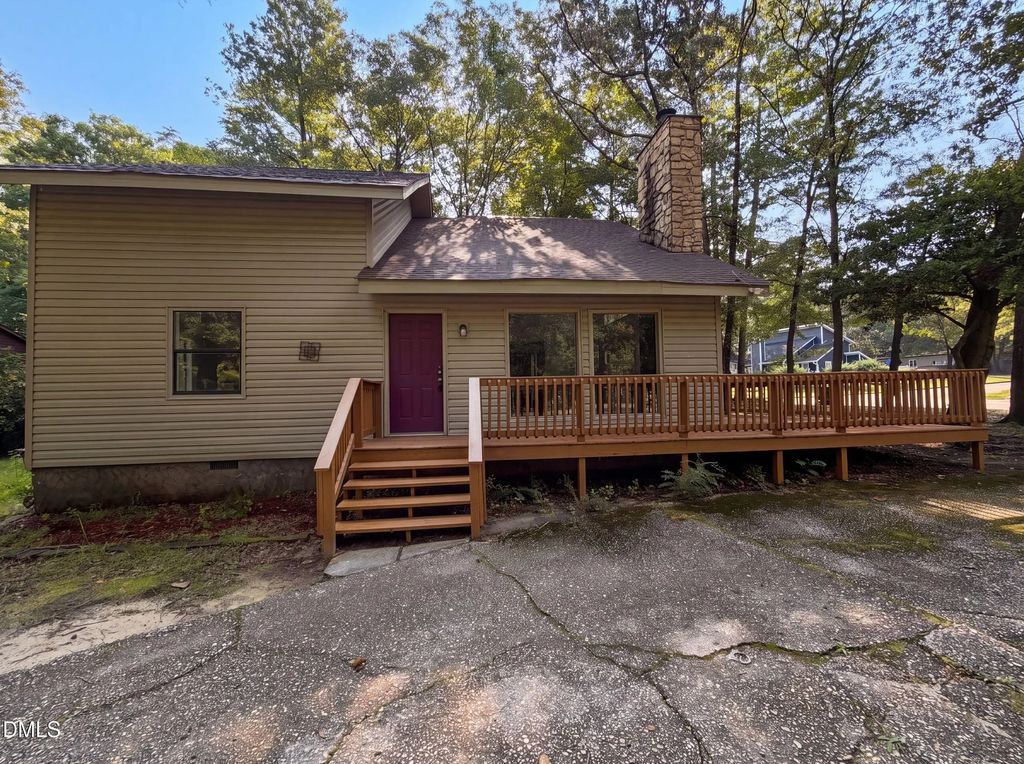5844 Waters Edge Drive, Fayetteville