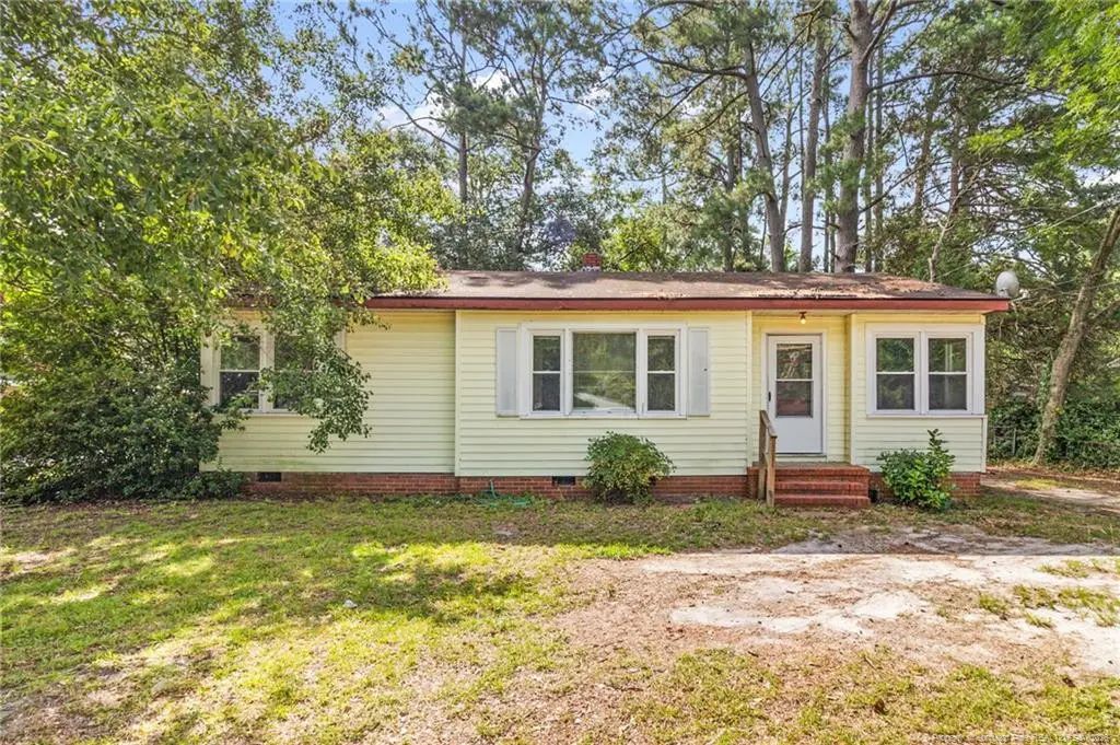 5427 Birch Road, Fayetteville