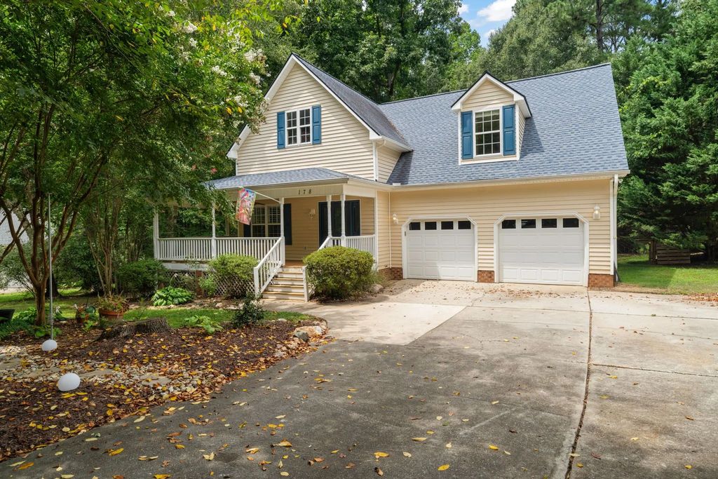 178 Windsor Green Drive, Clayton