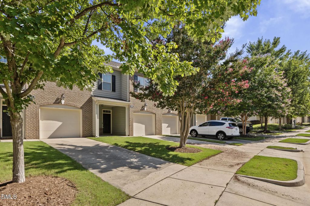 529 Panorama Park Place, Cary