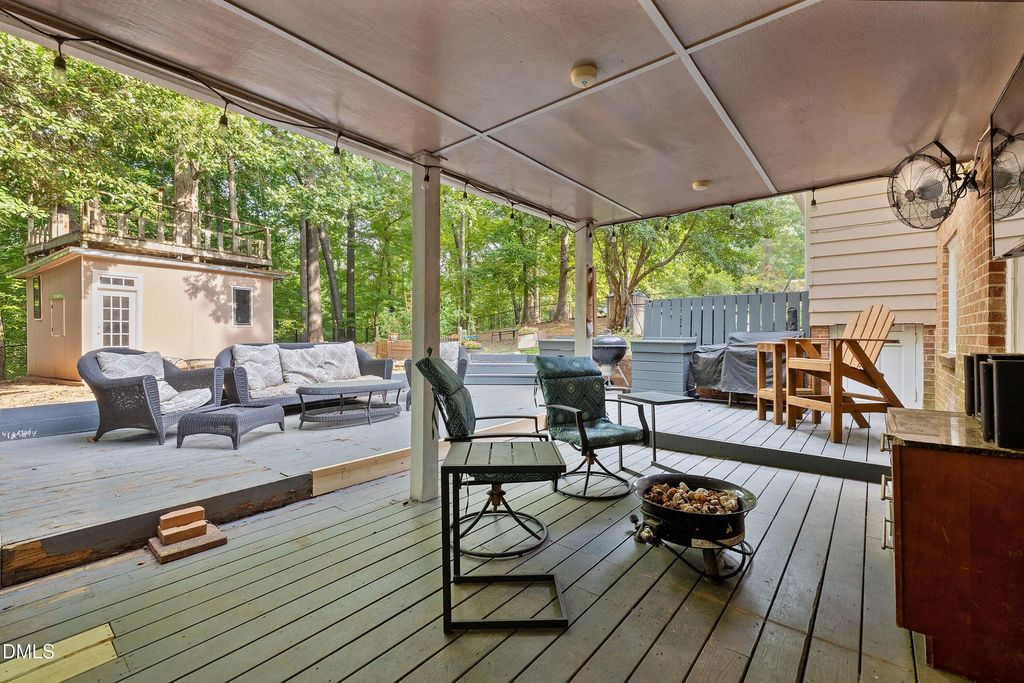 4909 North Hills Drive, Raleigh