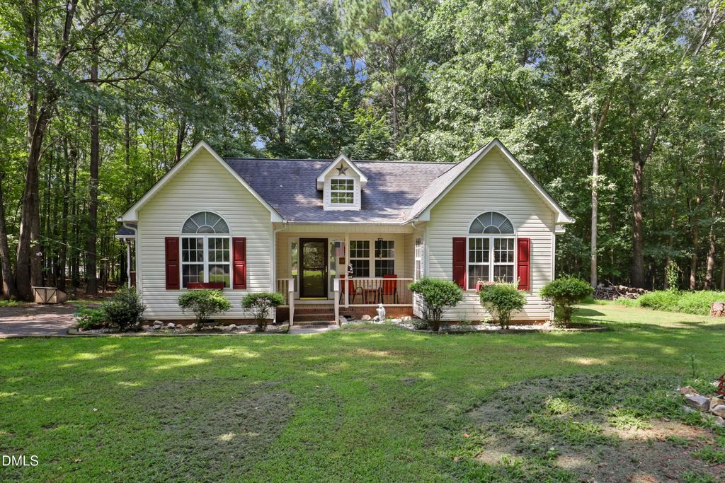 613 Bayleaf Circle, Clayton