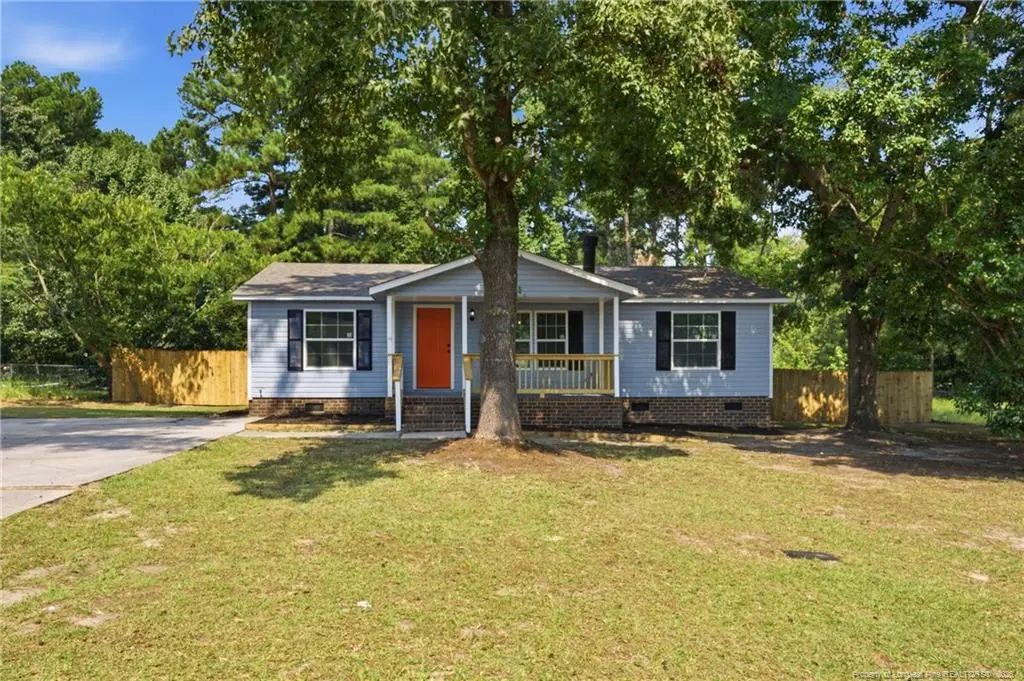 1306 Clan Campbell Drive, Raeford