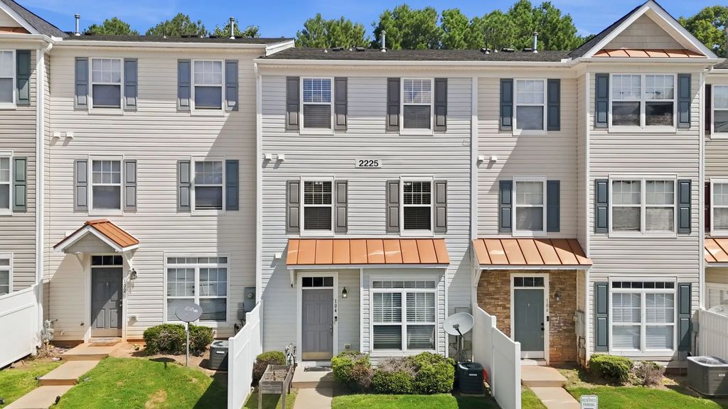 2225 Raven Road 104, Raleigh