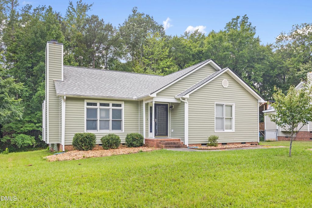 6 Bentwood Place, Durham