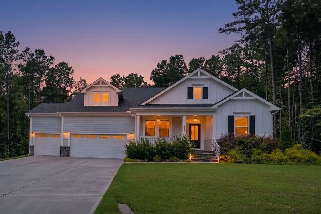 388 Bonaventure Drive, Clayton
