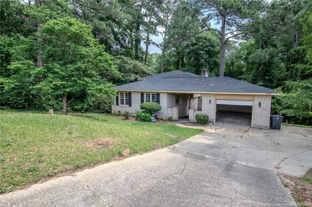 6258 Stoney Point Loop, Fayetteville