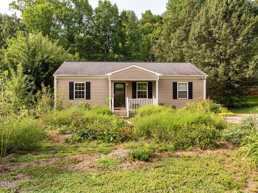 717 Scott Court, Burlington