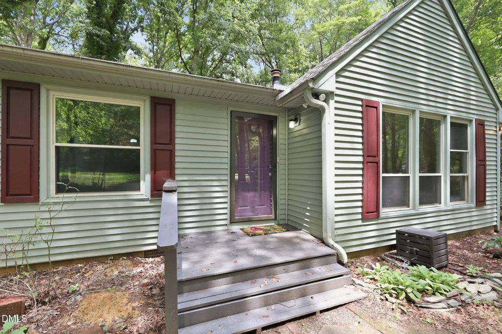 714 Wendy Way, Durham