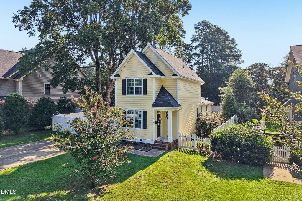 133 Raleigh Street, Holly Springs