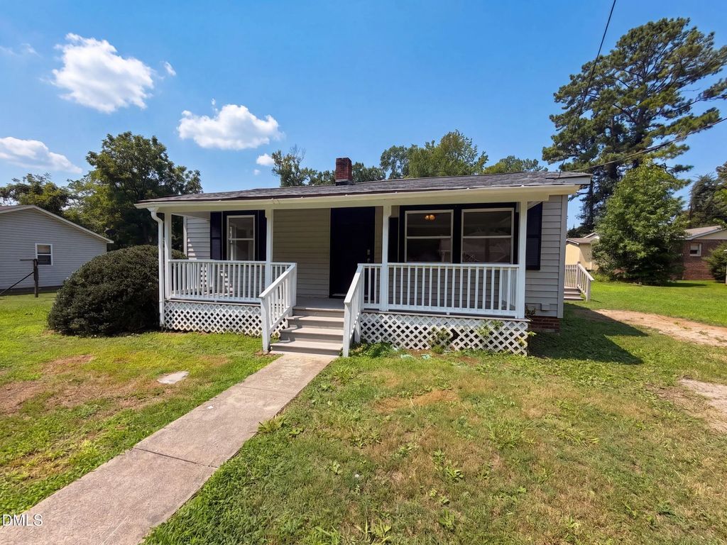 90 Anthony Street, Pittsboro