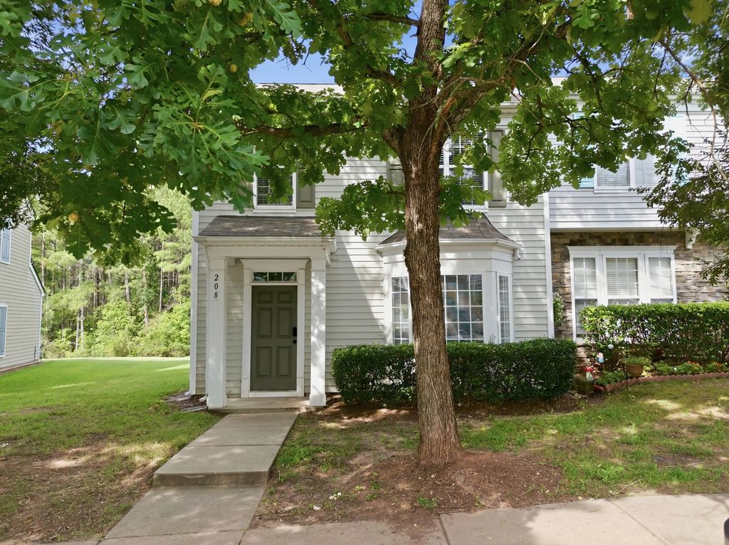 208 Walnut Woods Drive, Morrisville